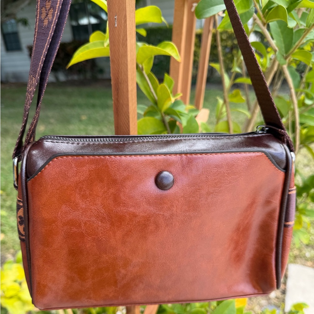 FUMDDAISHU FASHION Soft Leather Crossbody Versatile Boston Bag In Brown - Picture 5 of 16